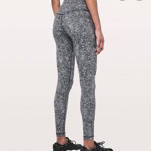 Printed Wunder Under luxe extreme 28” leggings